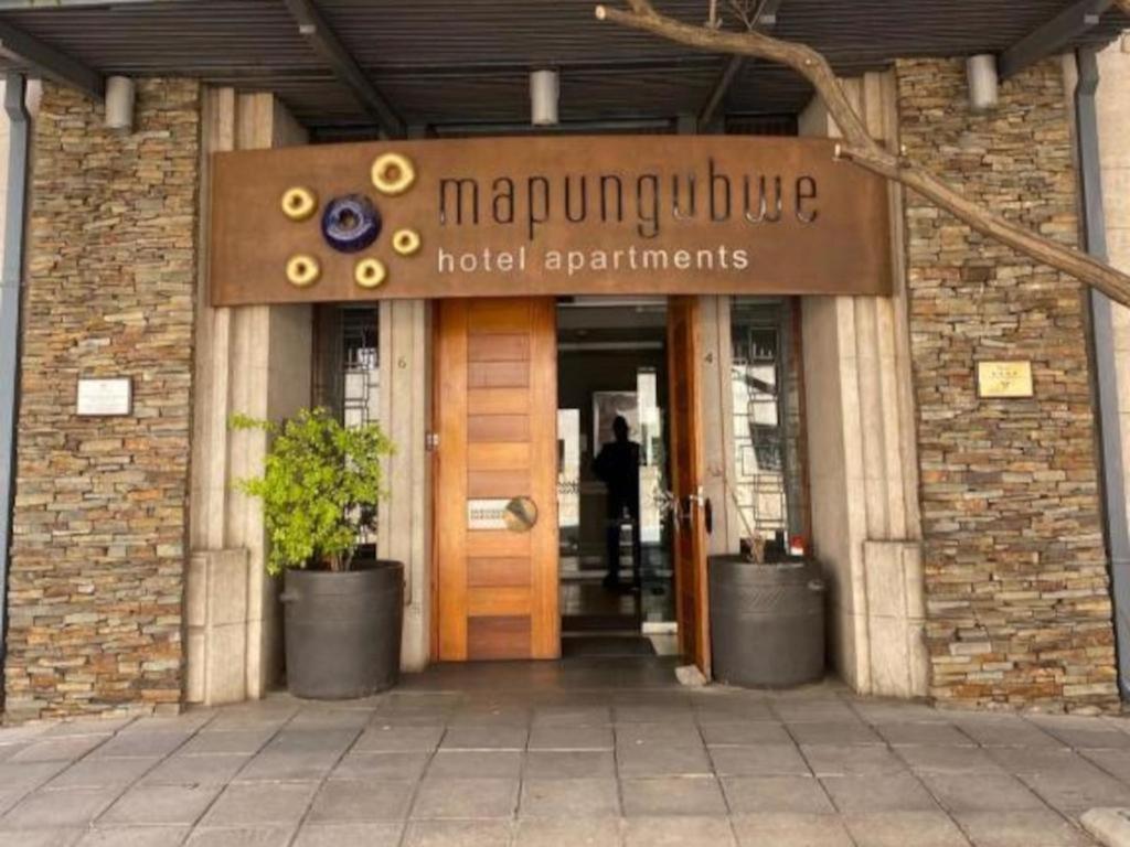 Mapungubwe Apartments โจฮันเนสเบิร์ก ภายนอก รูปภาพ